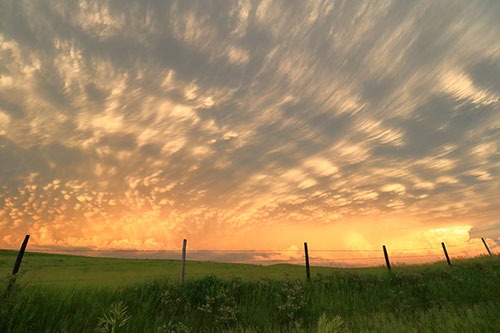 mammatus clouds nebraska wide angle